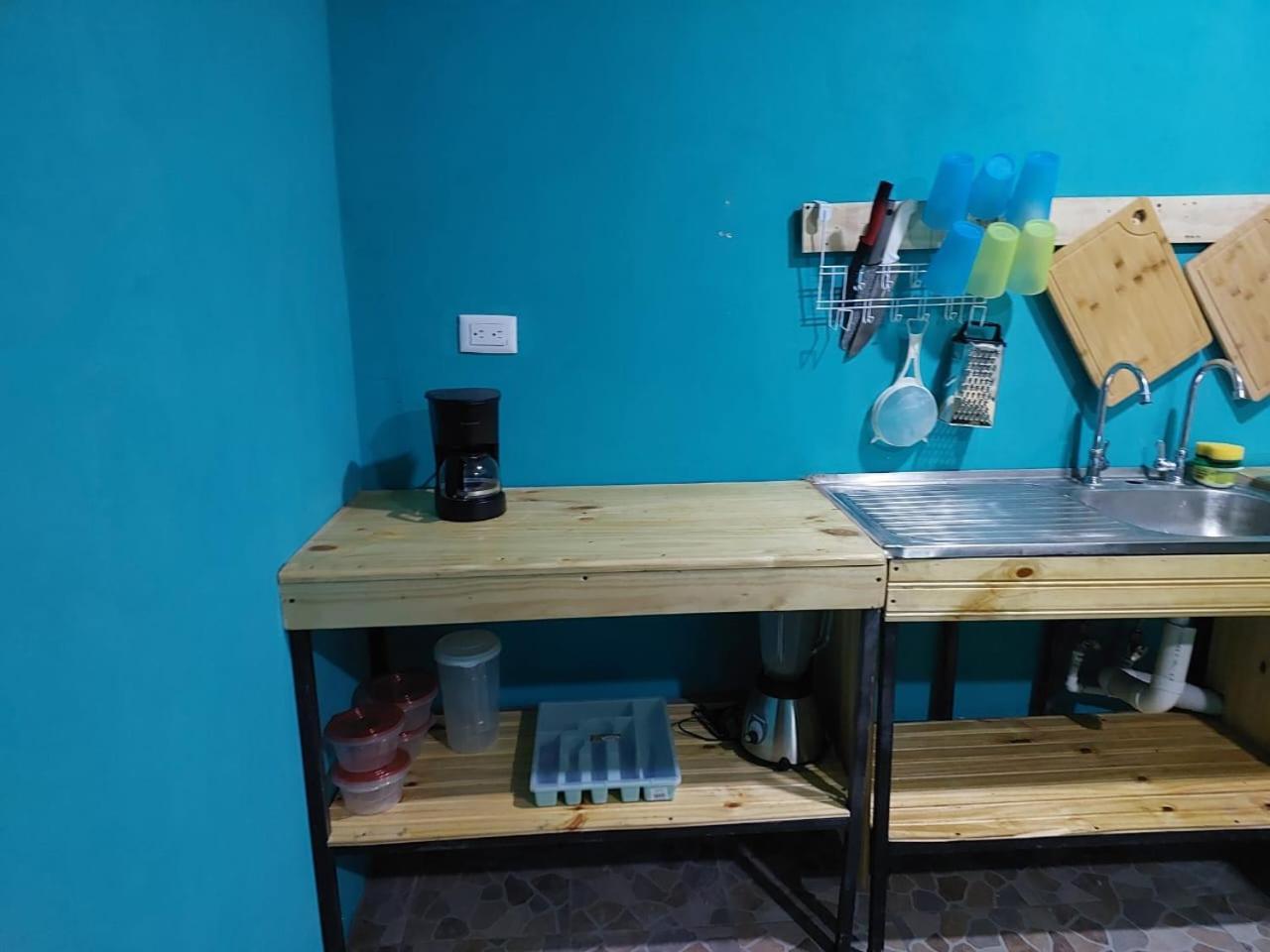 Residencia Las Brisas Griegas Quepos Exterior foto