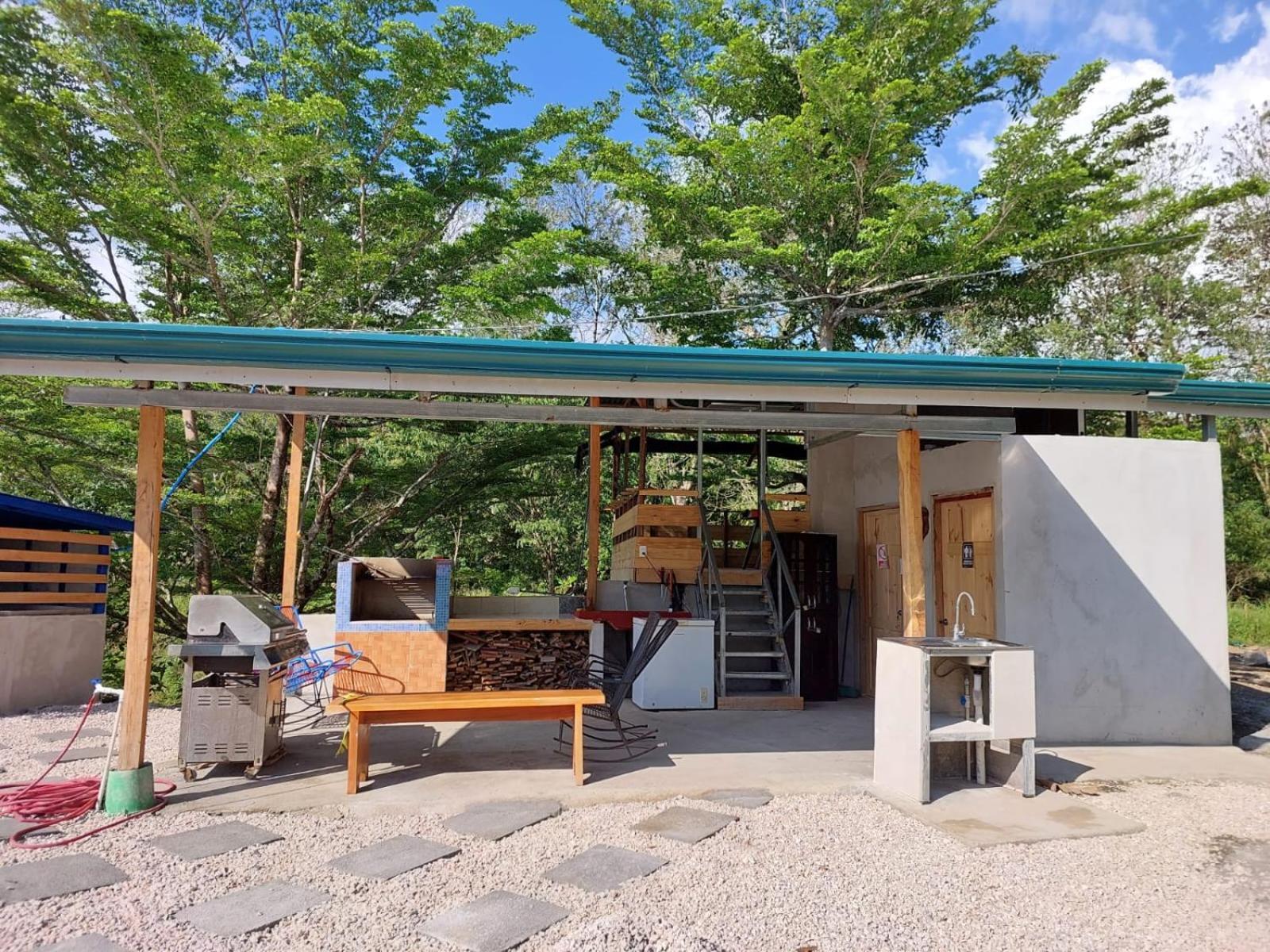 Residencia Las Brisas Griegas Quepos Exterior foto